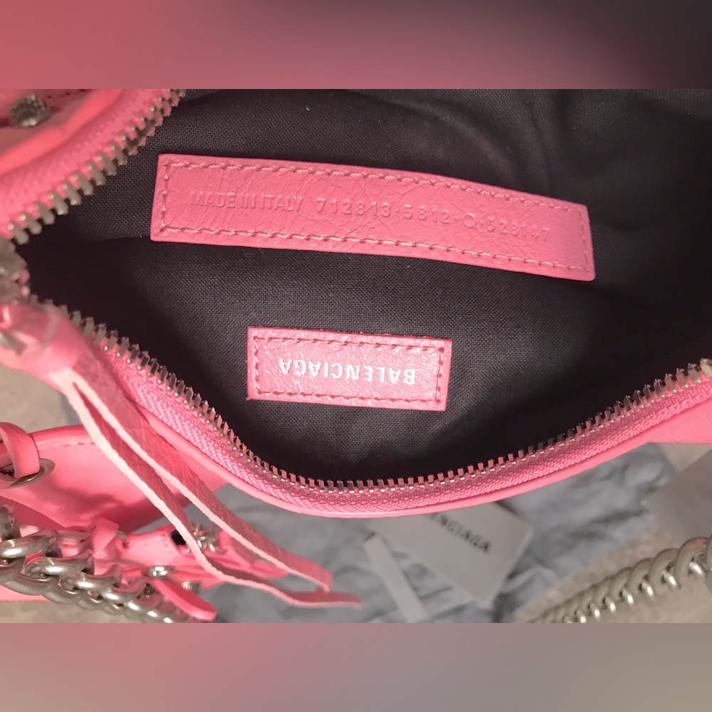 NEW🔥BALENCIAGA XS Le Cagole Crinkle Leather Shoulder Bag with chain🔥 - Picture 10 of 10